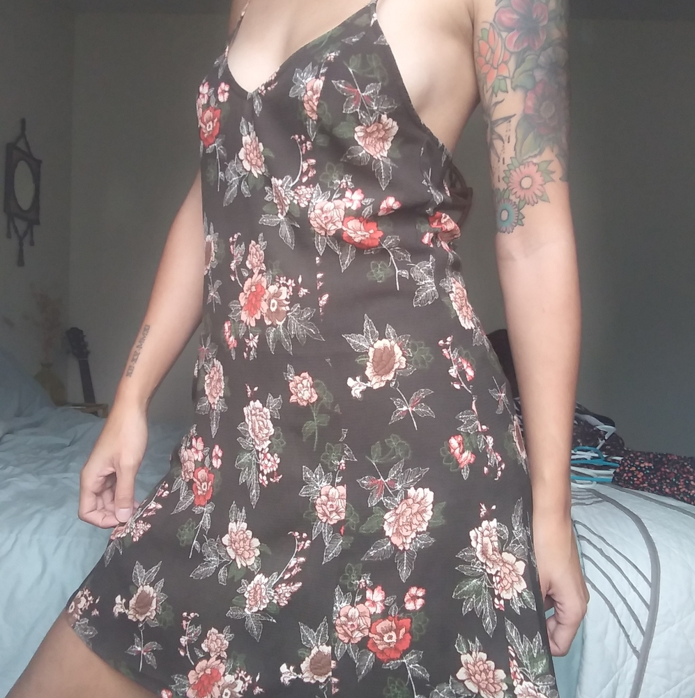 Floral mini